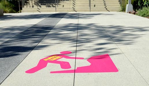 sidewalk graphics in downtown la