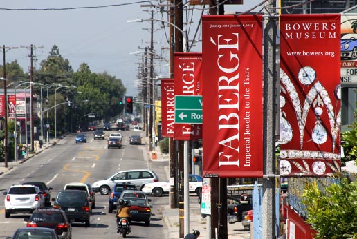 Faberge exhibition uses outdoor media for promotion