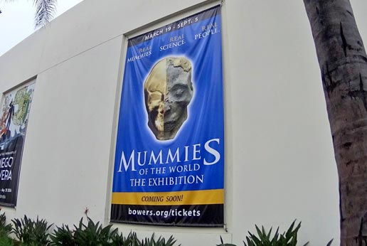 Outdoor advertising banners to promote museum exhibitions